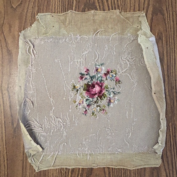 Tapestry embroidered vintage seat cover size 20X10" - Picture 3 of 3